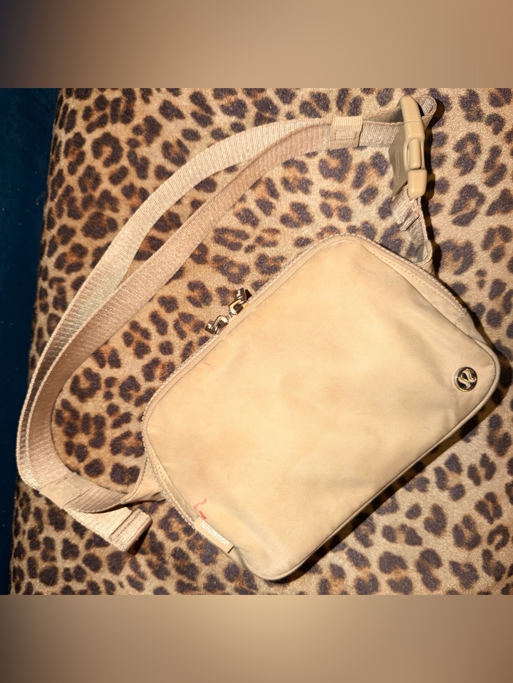 Lululemon everywhere belt bag- 1L